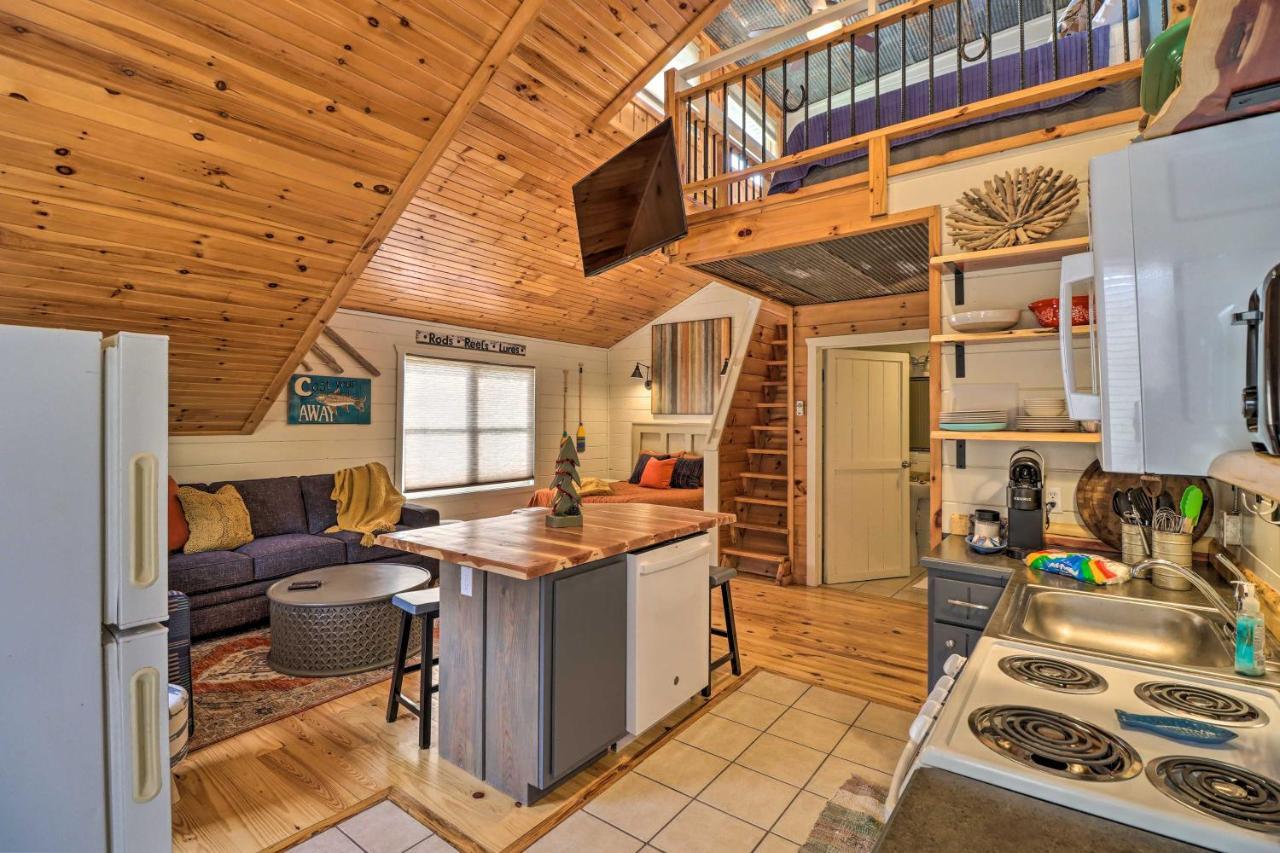 Pet-Friendly Studio With Loft And Mountain Views! Eksteriør billede