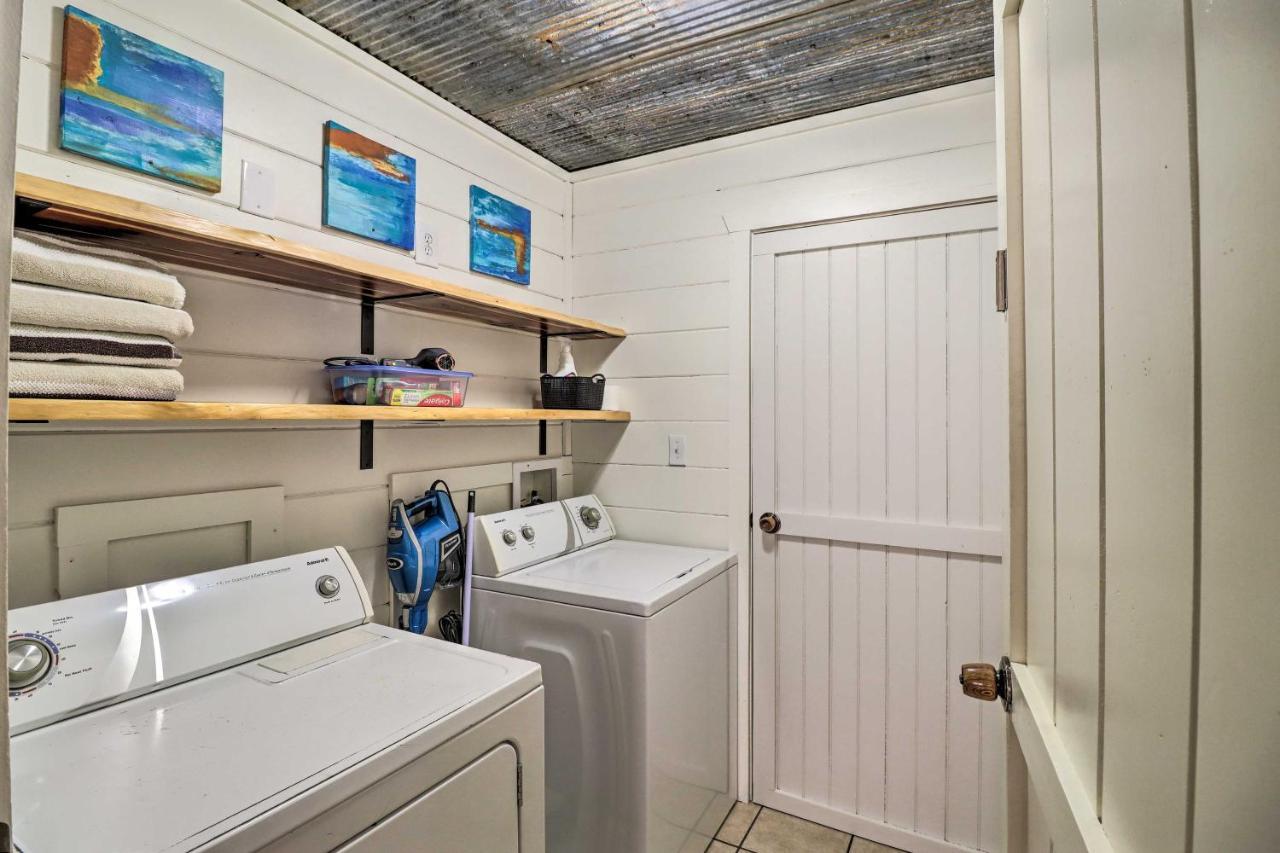 Pet-Friendly Studio With Loft And Mountain Views! Eksteriør billede